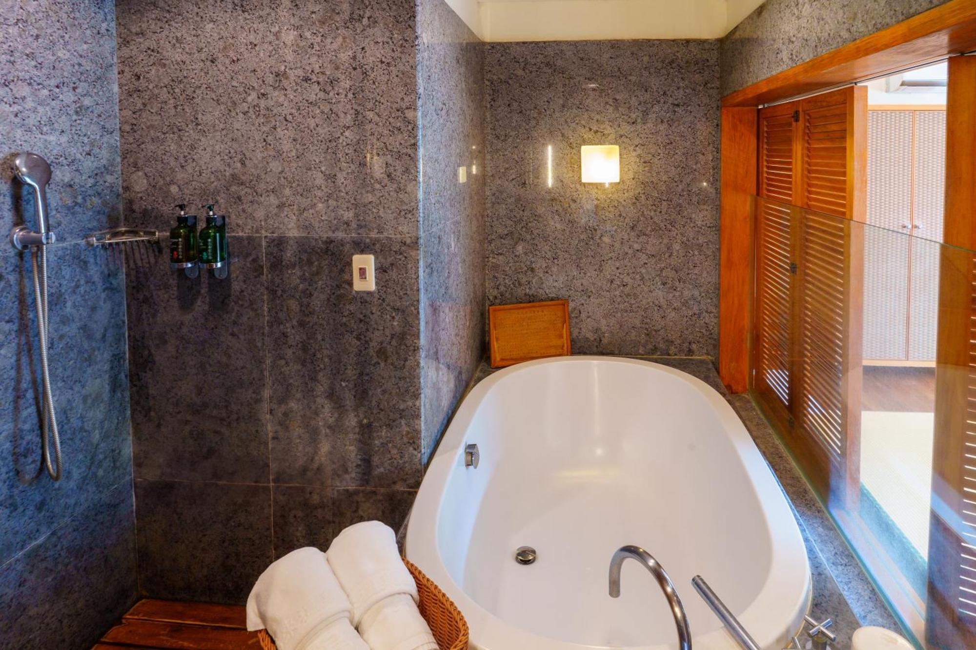 Spring Spa Hotel Wulai Exterior foto
