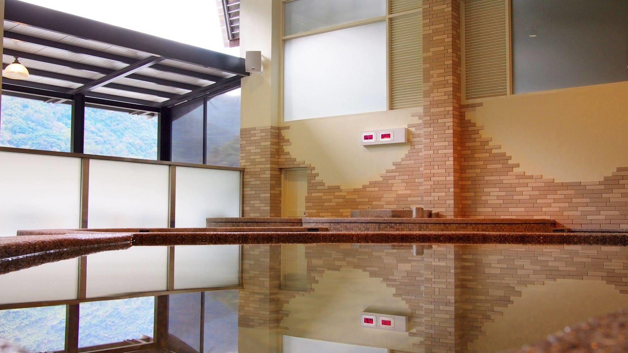 Spring Spa Hotel Wulai Exterior foto
